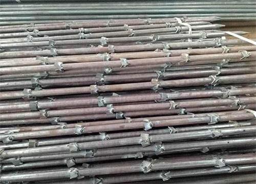 平阴隧道钢花管